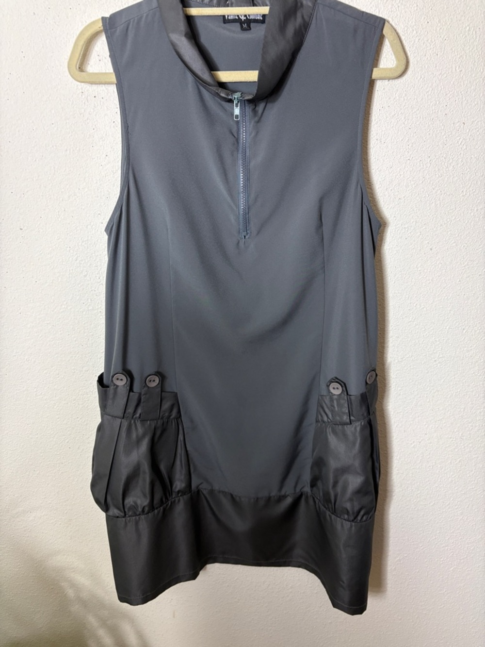 Vanite Couture Sleeveless Gray Shift Dress with Pocket Details unique M